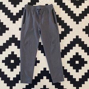 Boy’s Old Navy Active Gray Jogger Pants